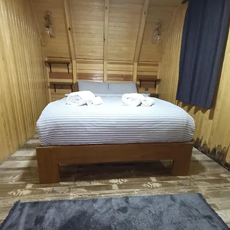 度假居 Bydamla 萨潘贾